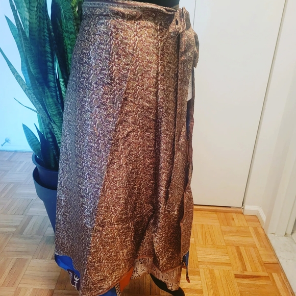 Converter/Reversible skirt. 1 skirt many different - Picture 4 of 10